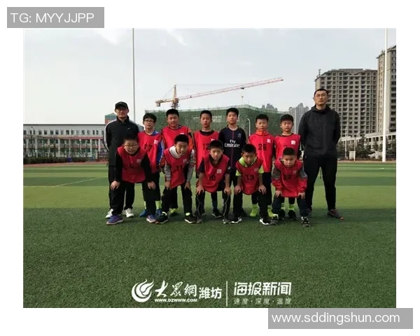 花山队足球：团结拼搏铸就辉煌梦想与青春的激情碰撞